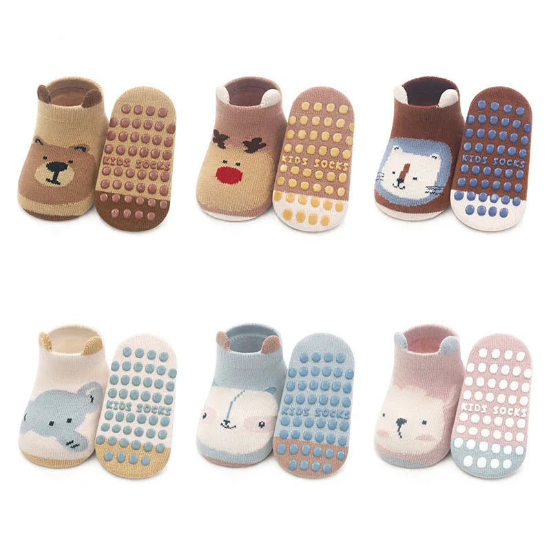 Calcetines antideslizantes infantiles con dibujos (pack de 6 pares)