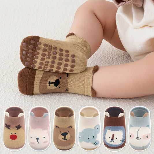 Calcetines antideslizantes infantiles con dibujos (pack de 6 pares)