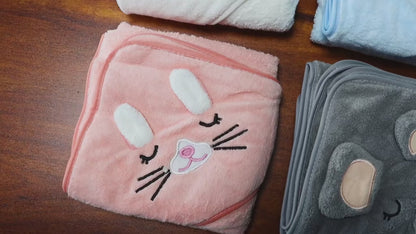 Toalla de baño para bebé con capucha